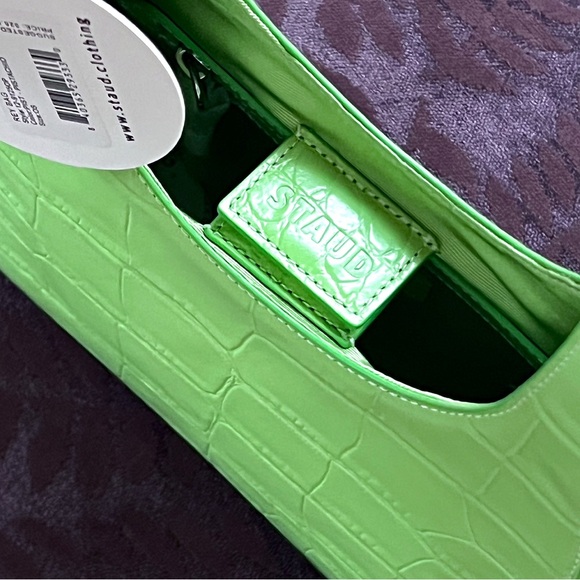 🌺🎉HP🎉🌺 NWT Staud Rey Croc Embossed Shoulder Bag Pistachio - Picture 8 of 16